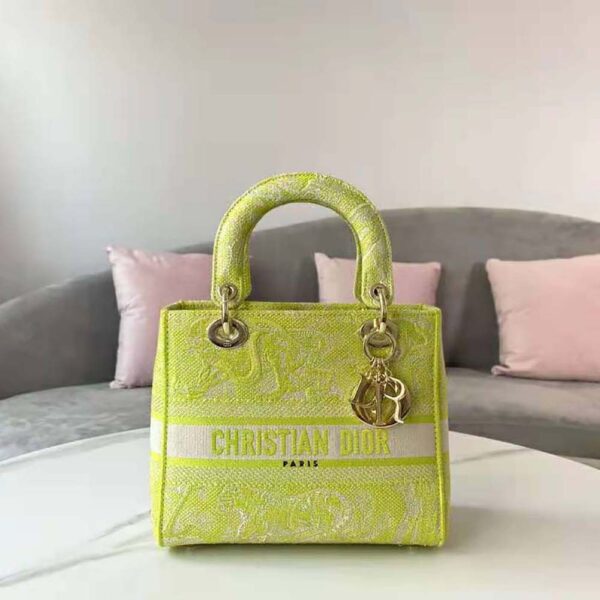 Dior Women Medium Lady D-lite Bag Lime Toile de Jouy Reverse Embroidery (4)