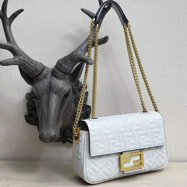 Fendi Women Baguette Chain Midi Light Gray Leather Bag-White (5)