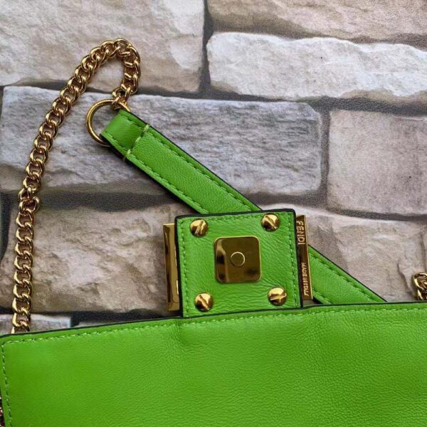 Fendi Women Baguette Soft Nappa Leather Bag-green (8)