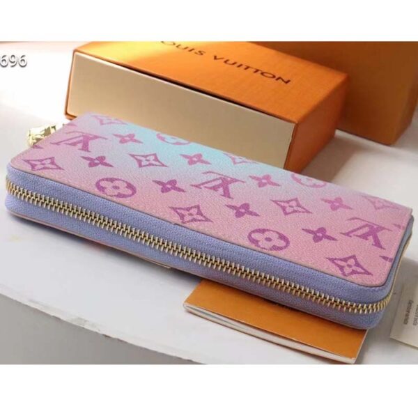 Louis Vuitton LV Unisex Zippy Wallet Sunrise Pastel Monogram Coated Canvas Cowhide (8)