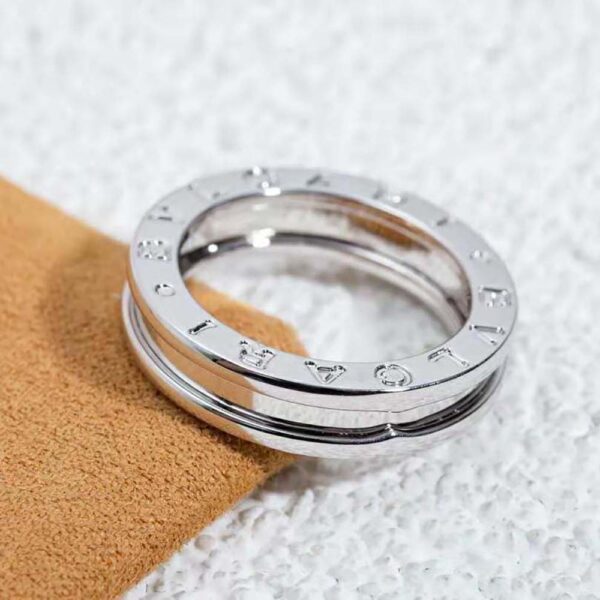 Bvlgari Women B.Zero1 One-Band Ring in 18 KT White Gold (7)