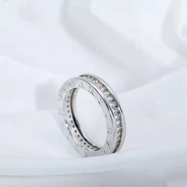Bvlgari Women B.zero1 One-Band Ring in 18 KT White Gold Set with Pave Diamonds on the Spiral (2)