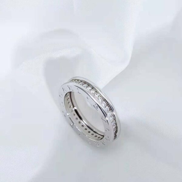 Bvlgari Women B.zero1 One-Band Ring in 18 KT White Gold Set with Pave Diamonds on the Spiral (5)