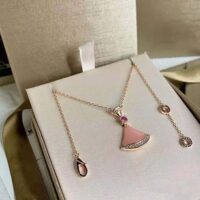 Bvlgari Women Divas Dream Necklace in 18 KT Rose Gold (1)