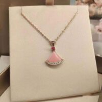 Bvlgari Women Divas Dream Necklace in 18 KT Rose Gold (1)