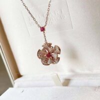 Bvlgari Women Divas Dream Necklace in 18 Kt Rose Gold (1)