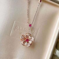 Bvlgari Women Divas Dream Necklace in 18 Kt Rose Gold (1)