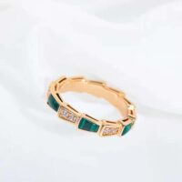 Bvlgari Women Use of Unconventional Materials Serpenti Viper Ring-green (1)