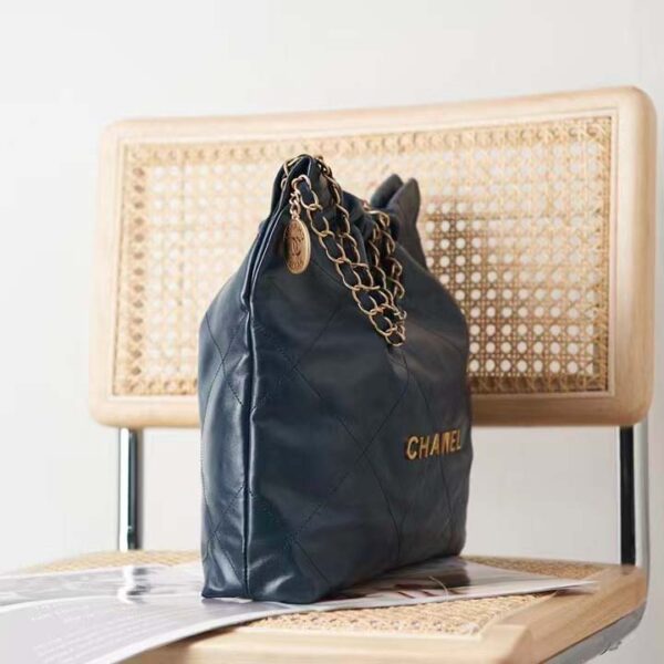 Chanel Women 22 Small Handbag Shiny Calfskin Gold-Tone Metal Navy Blue (7)