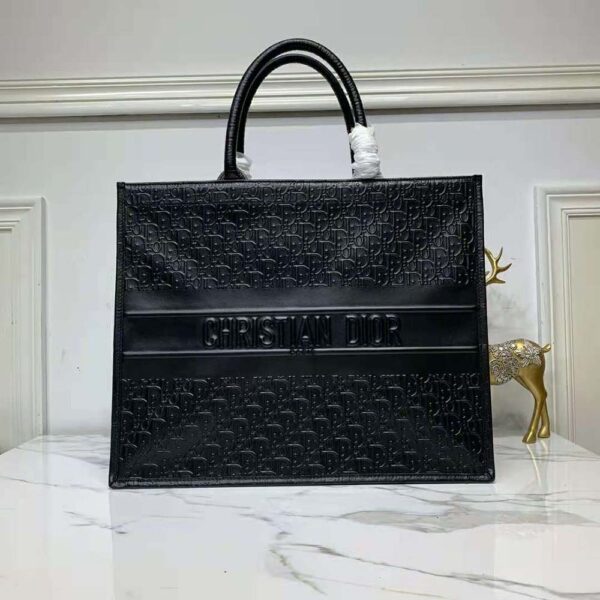 Dior Book Tote Black Dior Oblique Embossed Calfskin (2)