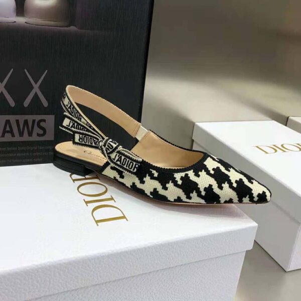 Dior Women J’Adior Slingback Ballerina Flat Black and White Cotton Embroidery (7)