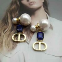 Dior Women Petit Cd Earrings Gold-Finish Metal with White Resin Pearls (1)