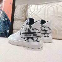 Dior Women Walk N Dior Star Sneaker Blue and White Calfskin and Technical Fabric (1)