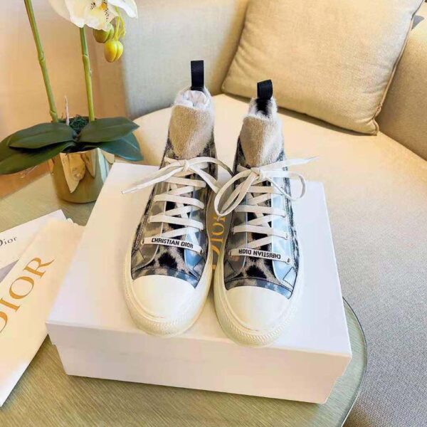 Dior Women Walk’n’Dior Sneaker Fur-Effect Knit Printed with Beige Multicolor Mizza Pattern (2)