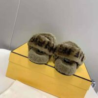 Fendi Women Feel Green Sheepskin Sandals (1)