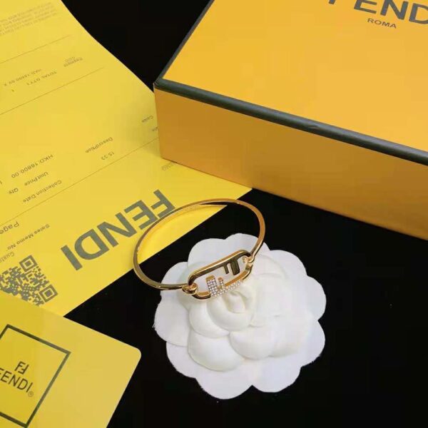 Fendi Women O Lock Bracelet Gold-Colored Bracelet (2)