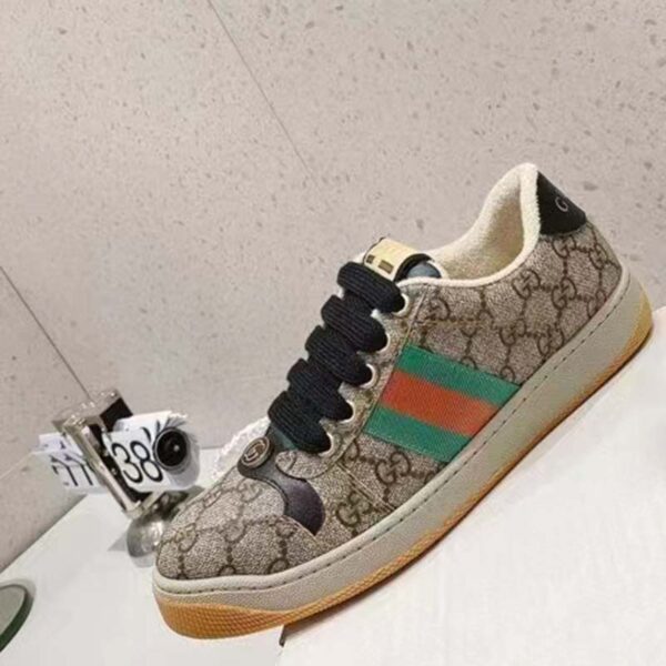 Gucci Unisex GG Screener Sneaker Beige Ebony GG Supreme Canvas Green Red Web (2)