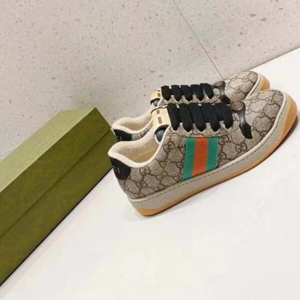 Gucci Unisex GG Screener Sneaker Beige Ebony GG Supreme Canvas Green Red Web (9)