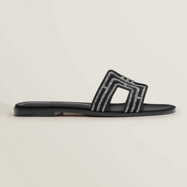 Hermes Women Oran Sandal in Suede Goatskin-Black (1)