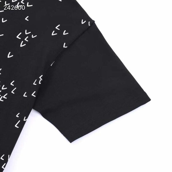 Louis Vuitton LV Men Spread Embroidered T-Shirt Cotton Black Regular Fit (12)