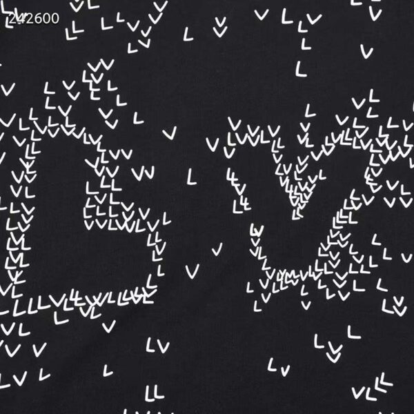 Louis Vuitton LV Men Spread Embroidered T-Shirt Cotton Black Regular Fit (2)