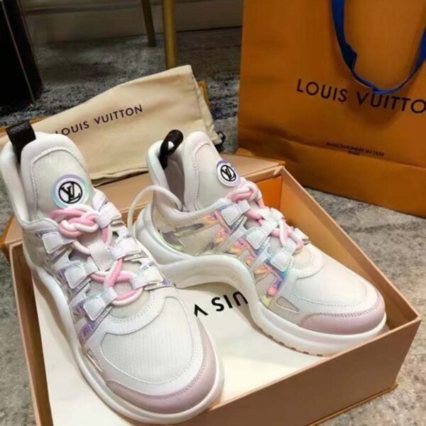 Louis Vuitton Women LV Archlight Sneaker Pink Mix Materials Patent Monogram Canvas (6)