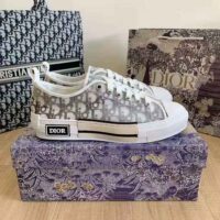 Dior Men B23 Low-Top Sneaker White and Black Dior Oblique Canvas (1)