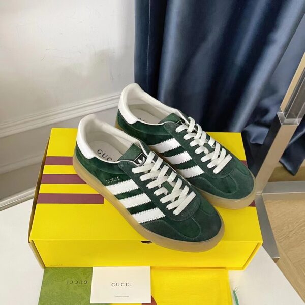 Gucci Unisex Adidas x Gucci Gazelle Sneaker Green Suede Trefoil Embossed (4)