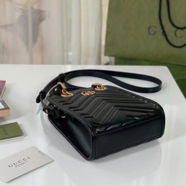 Gucci Women GG Marmont Matelassé Mini Bag Chevron Leather Double G Black (6)