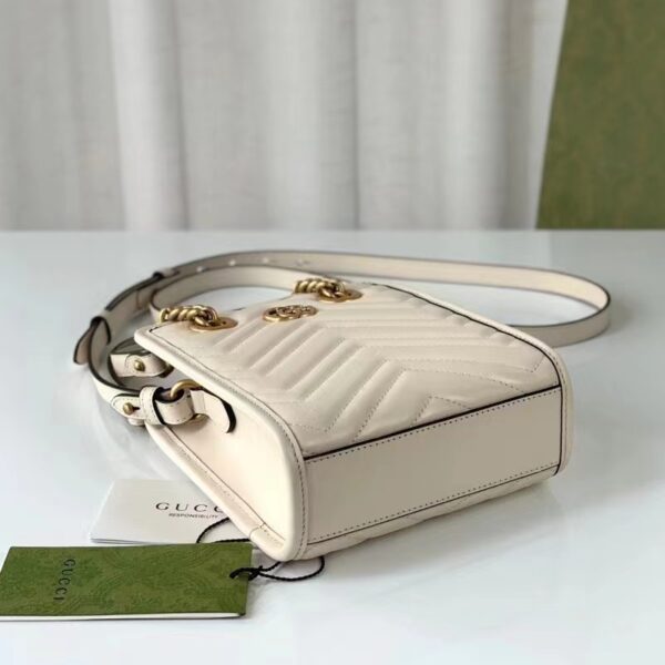 Gucci Women GG Marmont Matelassé Mini Bag White Chevron Leather Double G (6)