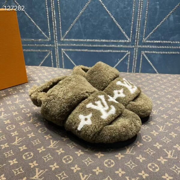 Louis Vuitton LV Unisex Paseo Flat Comfort Mule Dark Green Shearling Monogram Flowers (9)