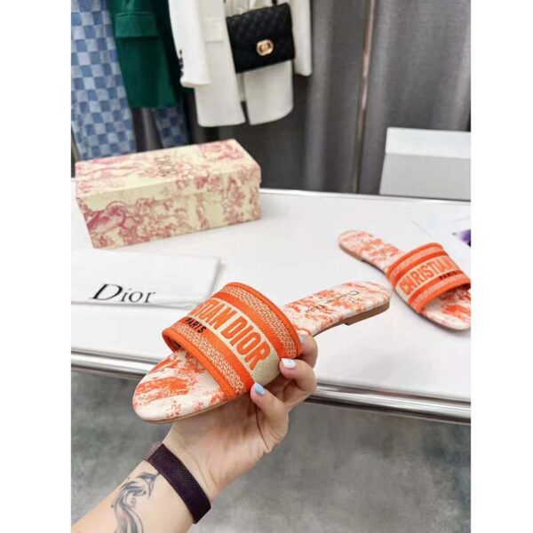Dior Unisex CD Dway Slide Orange Toile De Jouy Embroidered Cotton (5)