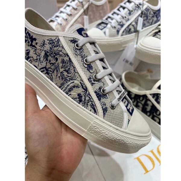 Dior Women Walk’n’Dior Sneaker Blue Toile De Jouy Embroidered Cotton (7)