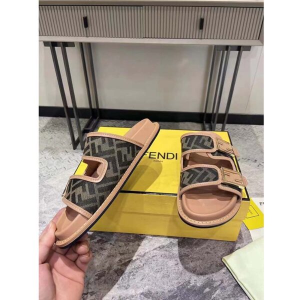 Fendi Women FF Fendi Feel Brown FF Fabric Slides 0.5 Cm Heel (5)