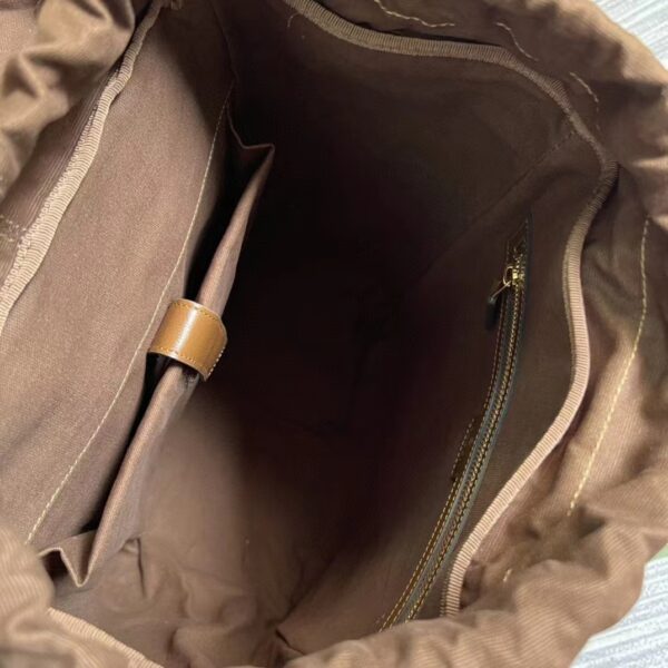 Gucci Unisex Medium Backpack Interlocking G Beige Ebony GG Supreme Canvas (1)
