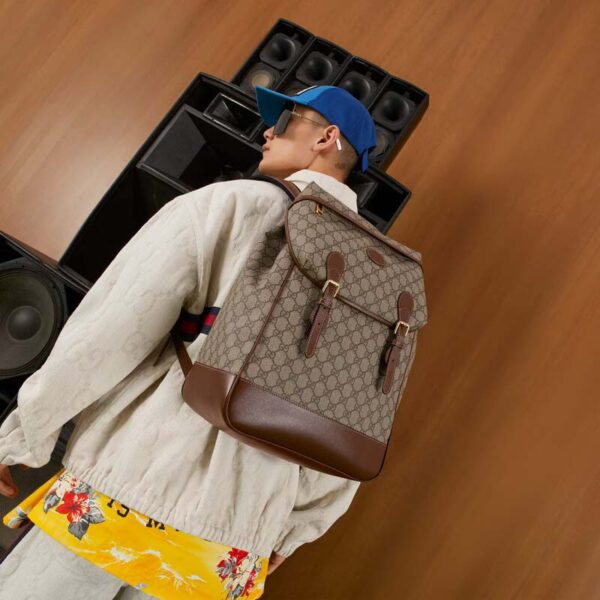 Gucci Unisex Medium Backpack Interlocking G Beige Ebony GG Supreme Canvas (11)