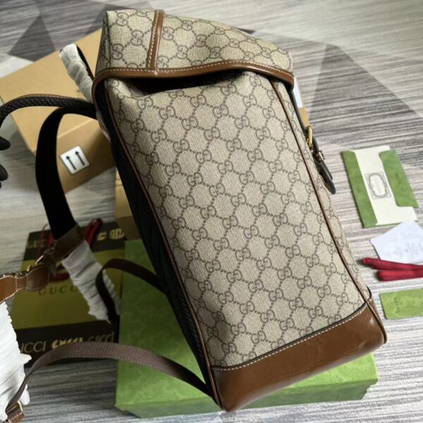 Gucci Unisex Medium Backpack Interlocking G Beige Ebony GG Supreme Canvas (9)