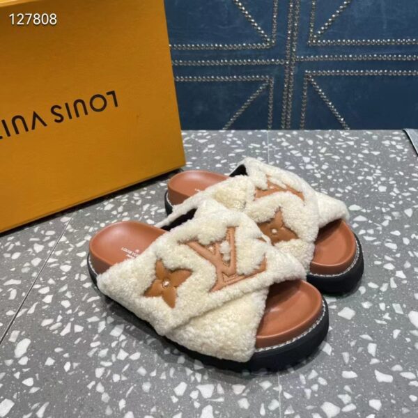 Louis Vuitton LV Women Paseo Flat Comfort Mule Natural Shearling Anatomic Insole、 (11)