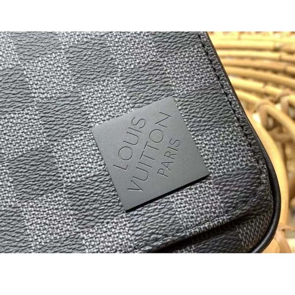 Louis Vuitton LV Men District PM Bag Damier Graphite Coated Canvas (5)