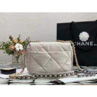 Chanel Women CC 19 Flap Bag Calfskin Gold Silver-Tone Metal White (9)