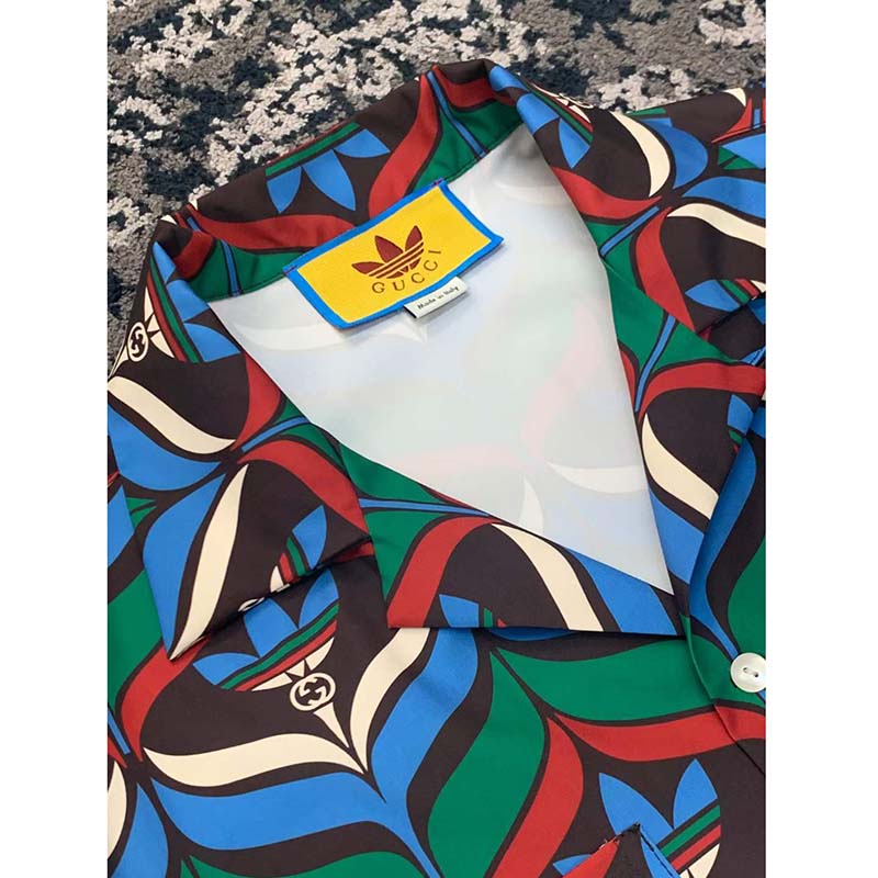 Gucci GG Men Adidas x Gucci Trefoil Print Bowling Shirt Straight Hem Side Vents Viscose (10)
