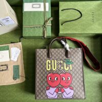 Gucci Unisex GG Cherry Print Medium Tote Beige Ebony GG Supreme Canvas (1)