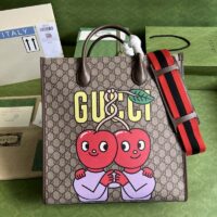 Gucci Unisex GG Cherry Print Medium Tote Beige Ebony GG Supreme Canvas (1)