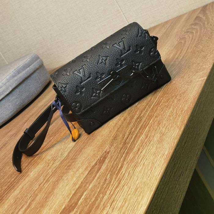 Louis Vuitton LV Women Steamer Wearable Wallet Black Embossed Cowhide Leather (5)
