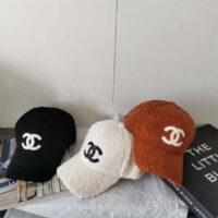 Chanel Unisex CC One Size White Black Cashmere Wool Hat (2)