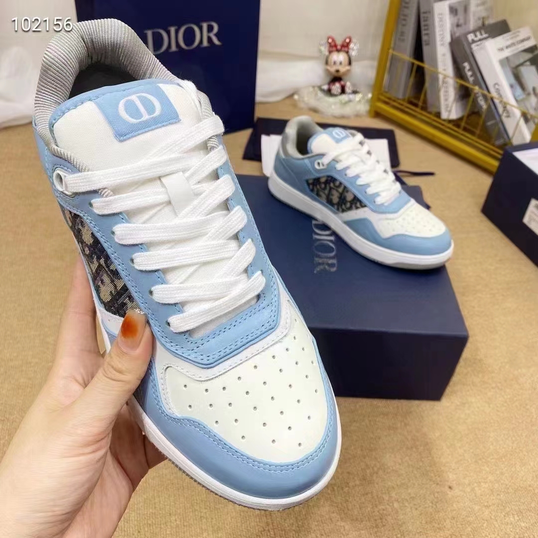Dior Unisex Shoes CD B27 Low-Top Sneaker Light Blue White Gray Smooth Calfskin Oblique Jacquard (4)