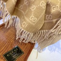 Gucci Unisex GG Jacquard Knitted Scarf Light Brown Fringe Edges (7)