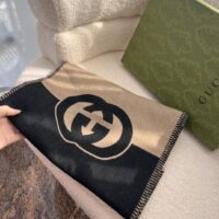 Gucci Unisex GG Wool Interlocking G Scarf Pink Black Wool Fringe Trim (1)