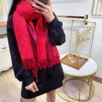 Gucci Women GG Jacquard Pattern Knitted Scarf Magenta Bordeaux GG Wool (10)