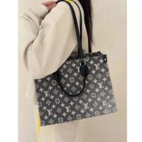 Louis Vuitton LV Women OnTheGo MM Tote Gray Denim Textile Jacquard (4)